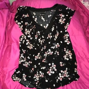 Ruffled Collar V-Neck Floral Blouse, XXL